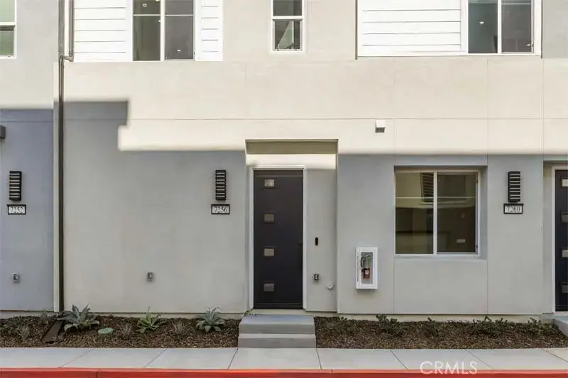 7255 Aura Circle, Huntington Beach, CA 92647 - #3