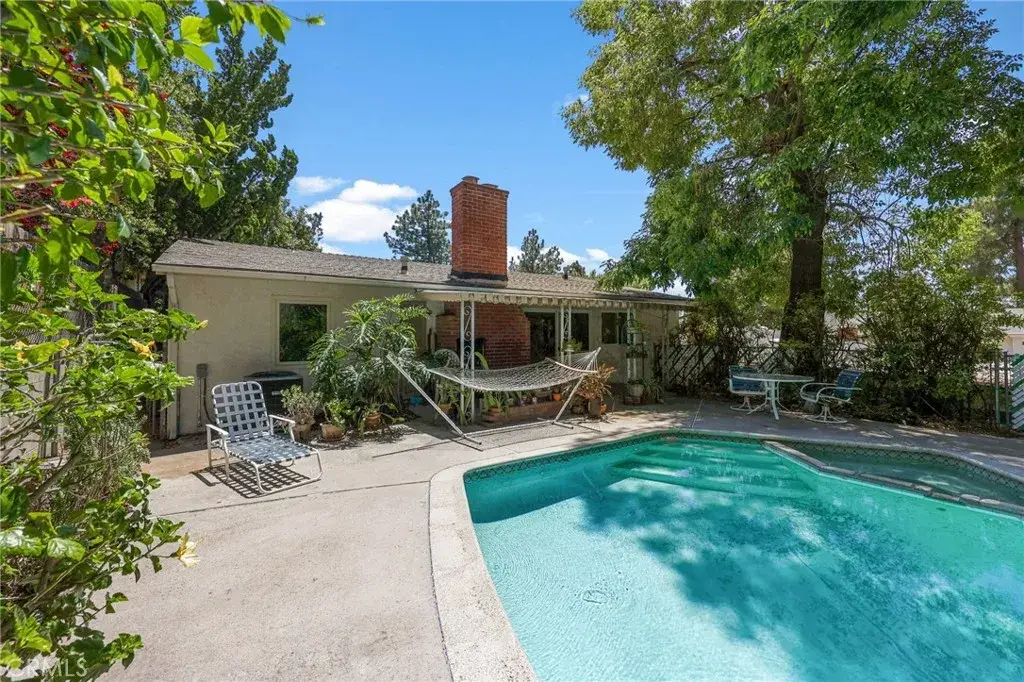 5703 Freeman, La Crescenta, CA 91214 - #1