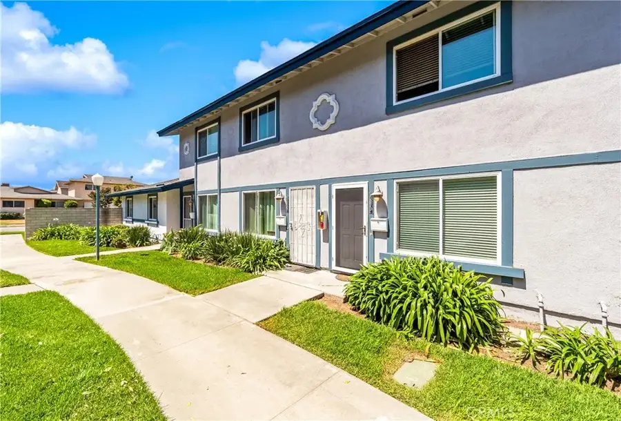 16578 Nube Lane, Huntington Beach, CA 92649 - #2