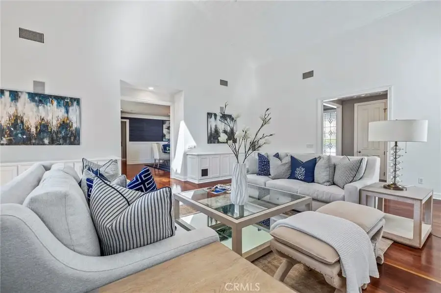 2401 Clay, Newport Beach, CA 92663 - #3