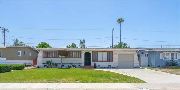 2200 E Blanchard, Anaheim, CA 92806