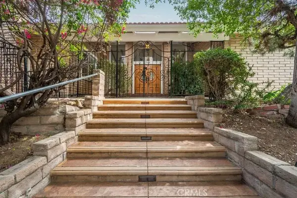 3160 Sepulveda Blvd, Sherman Oaks, CA 91403