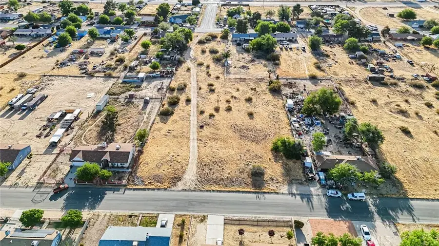 40582 168th East, Lake Los Angeles, CA 93535 - #2