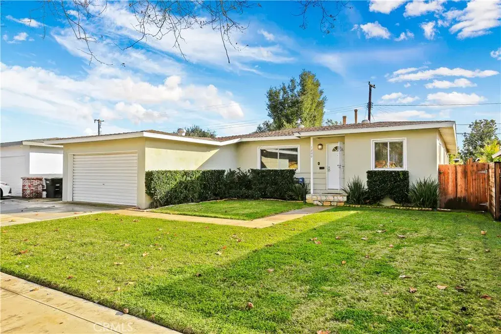 1200 W Sycamore, Orange, CA 92868 - #1