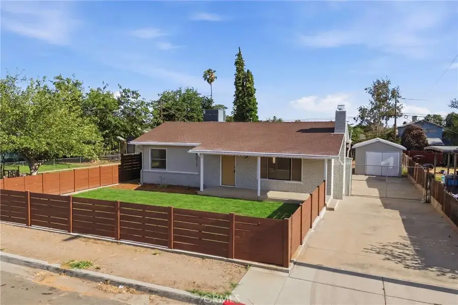 3311 Culver, Bakersfield, CA 93306 - #3