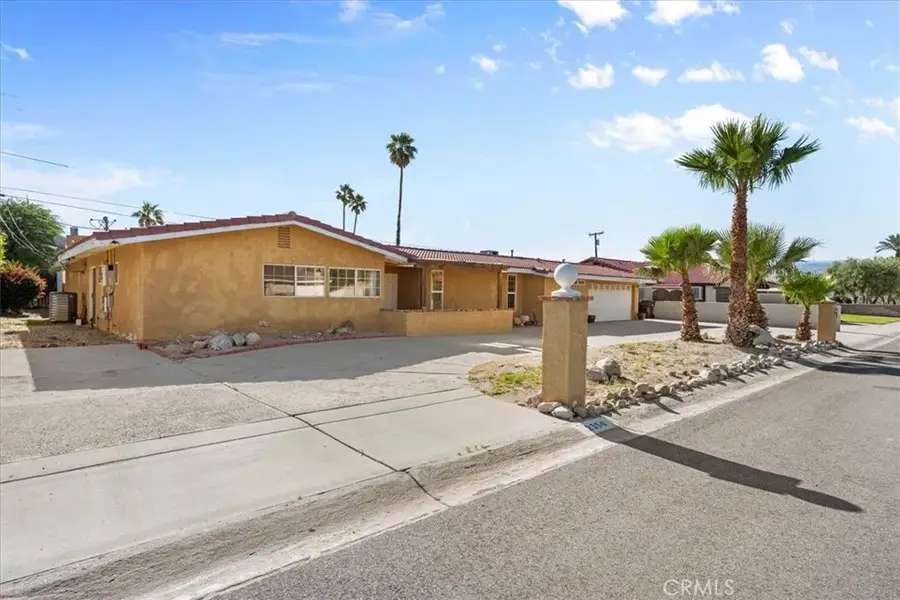 2330 N San Antonio, Palm Springs, CA 92262 - #2
