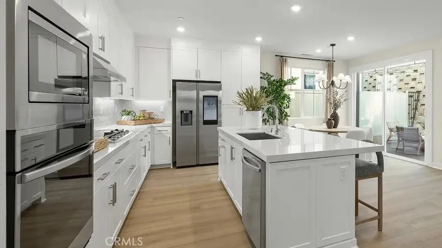 2038 Pyrenes Place, Santa Paula, CA 93060 - #2