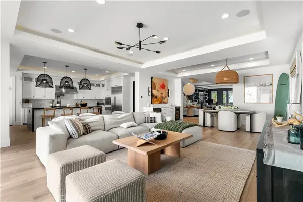 515 Tustin Ave, Newport Beach, CA 92663