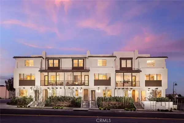 160 E Whittier Boulevard, La Habra, CA 90631