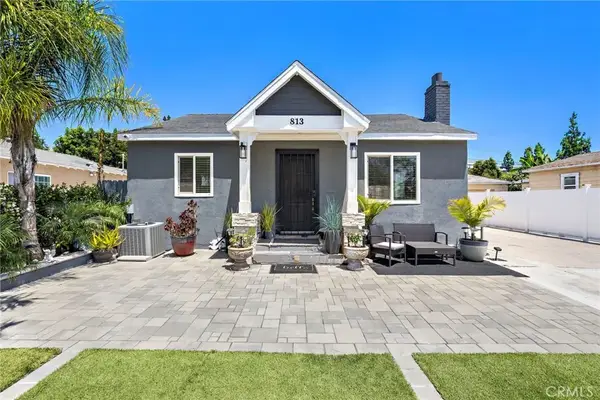 813 E Chestnut, Santa Ana, CA 92701