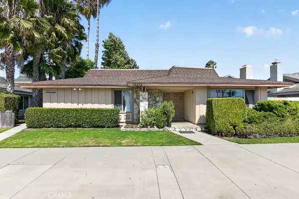 16572 Goldenwest Street, Huntington Beach, CA 92647