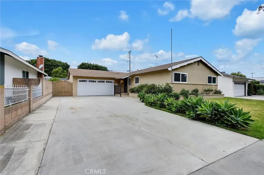 2420 S Artesia, Santa Ana, CA 92704 - #3