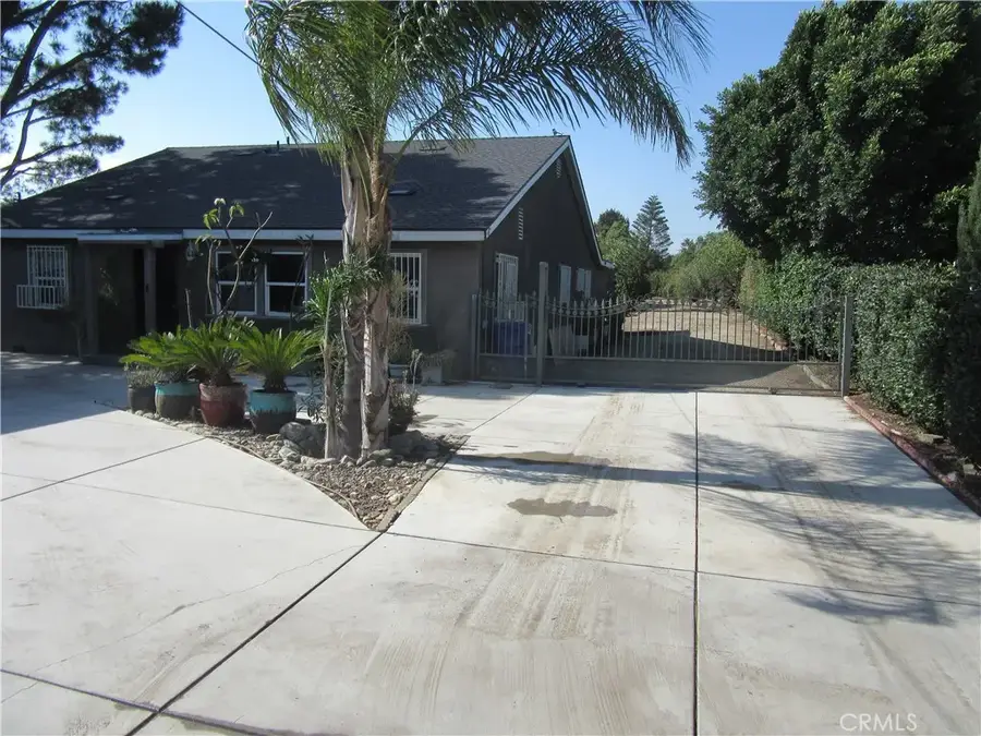16592 Valencia, Fontana, CA 92335 - #3