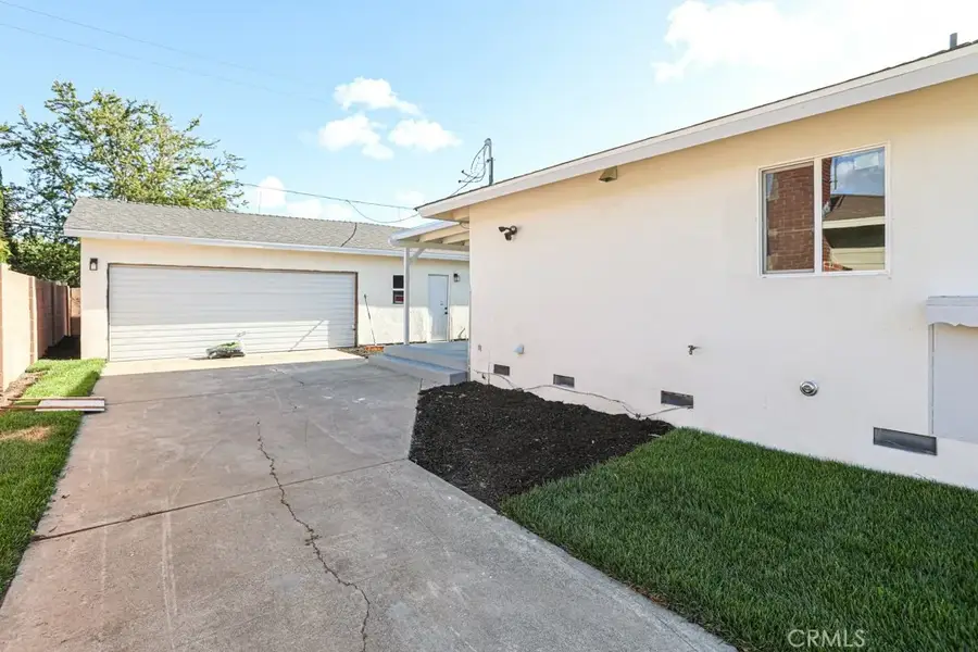1802 W Martha, Santa Ana, CA 92706 - #3
