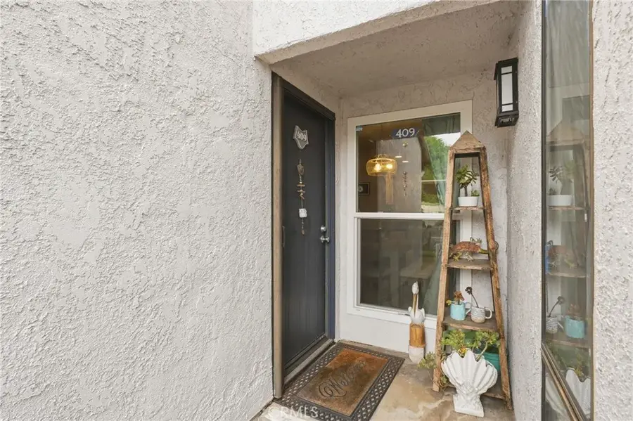 215 Wichita Avenue #409, Huntington Beach, CA 92648 - #3