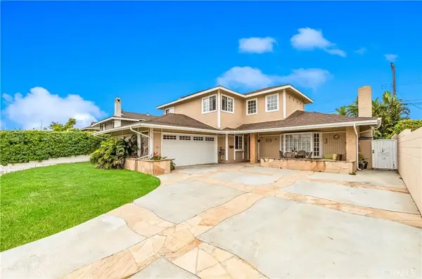 21661 Kaneohe, Huntington Beach, CA 92646