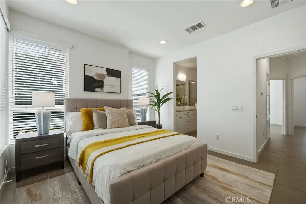 5627 W Observation Lane, Los Angeles, CA 90028 - #1