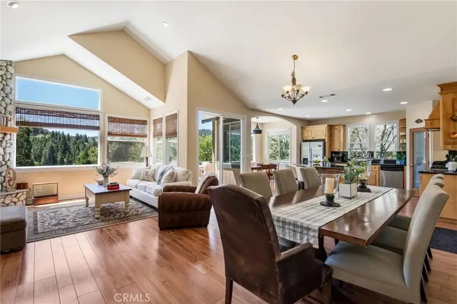27347 Maplewood, Blue Jay, CA 92317 - #2