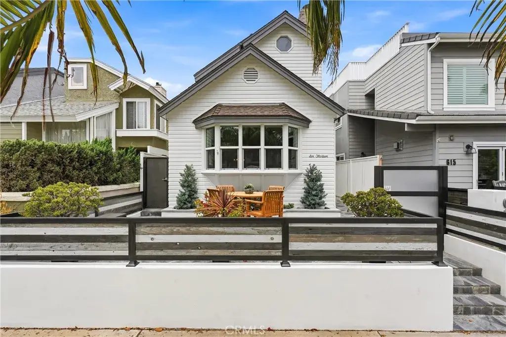 613 9th, Huntington Beach, CA 92648 - #1