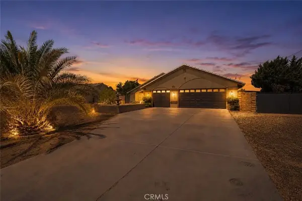 7592 Redwood Avenue, Hesperia, CA 92345