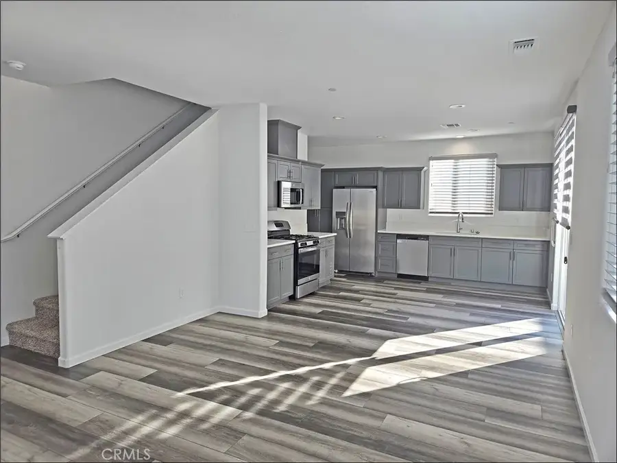3021 N Sowell Street, Visalia, CA 93291 - #3