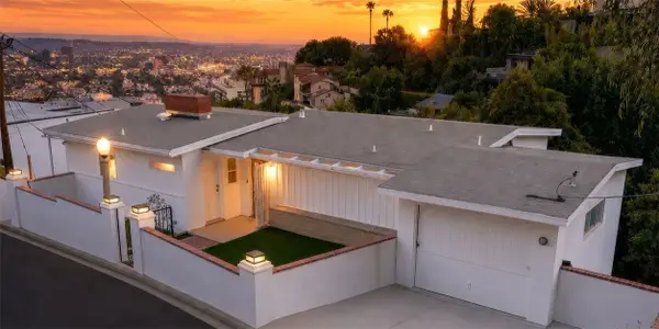 8428 Hollywood, West Hollywood, CA 90069