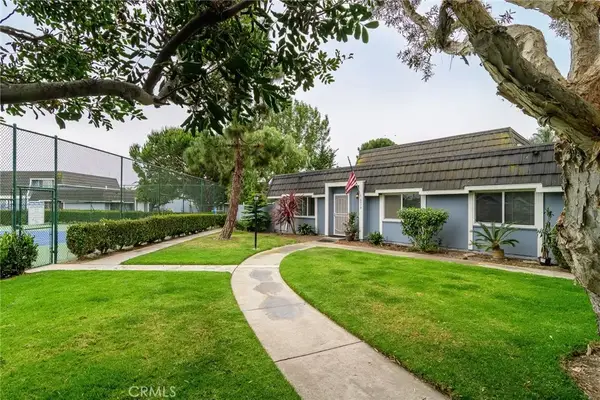 8379 Leeward, Huntington Beach, CA 92646