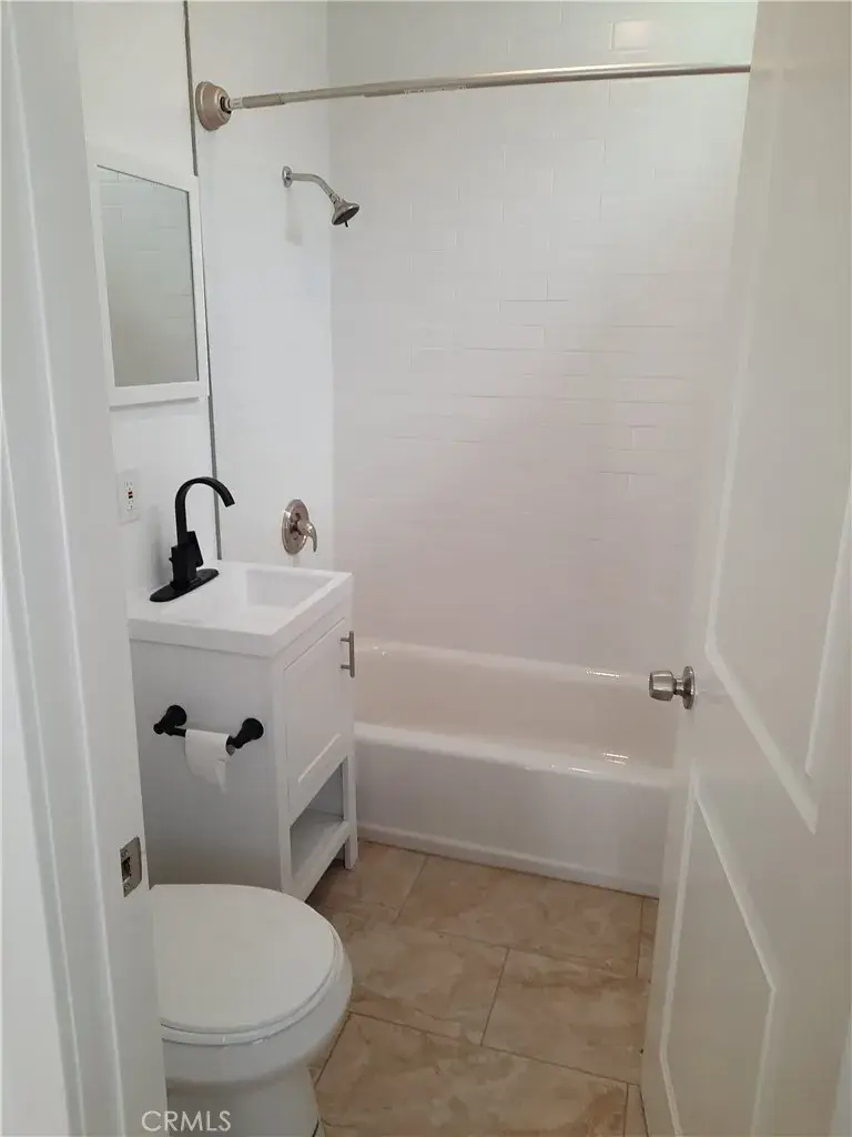 515 W 3rd, Long Beach, CA 90802 - #3