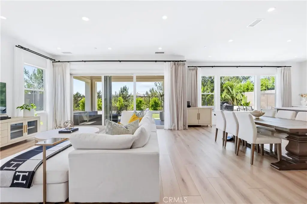 63 Longchamp, Irvine, CA 92602 - #1