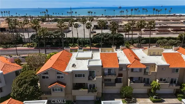 6182 Fernwood, Huntington Beach, CA 92648