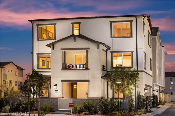 6038 Burren Way, Eastvale, CA 92880