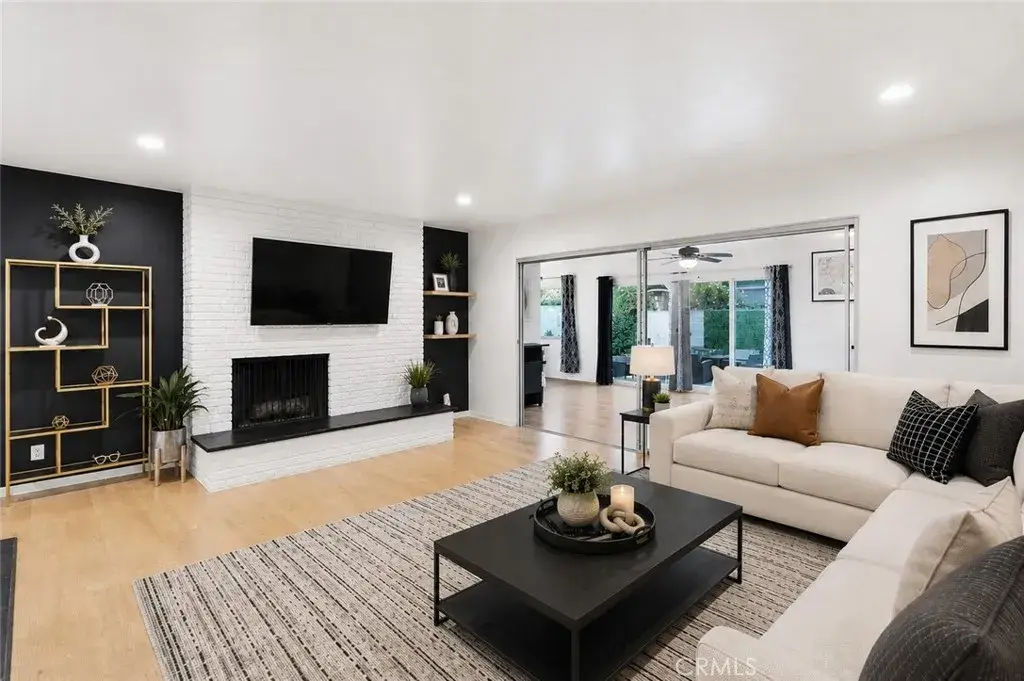 4715 Presidio, View Park Windsor Hills, CA 90043 - #1