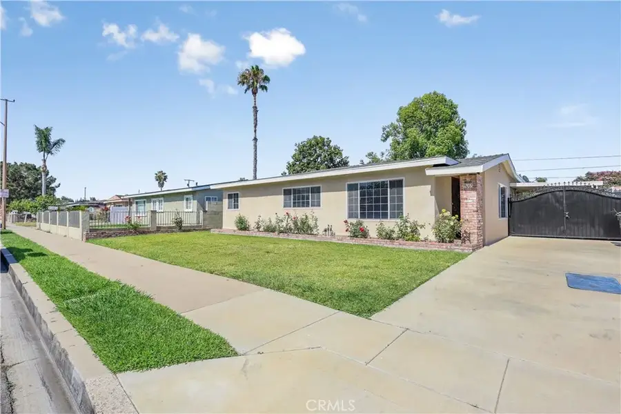 209 N Donneybrooke, Orange, CA 92868 - #2