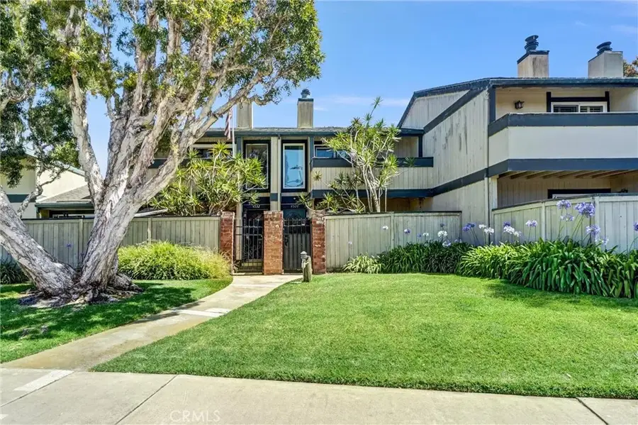 4526 Heil, Huntington Beach, CA 92649 - #3