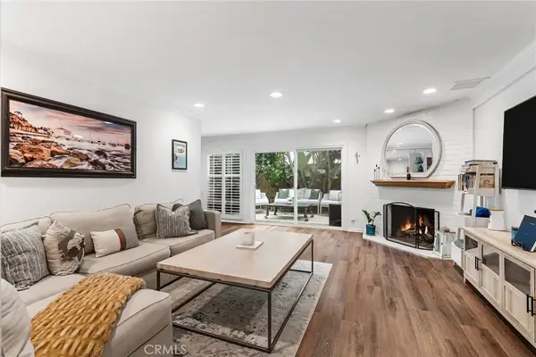 1741 Tustin Ave #1A, Costa Mesa, CA 92627