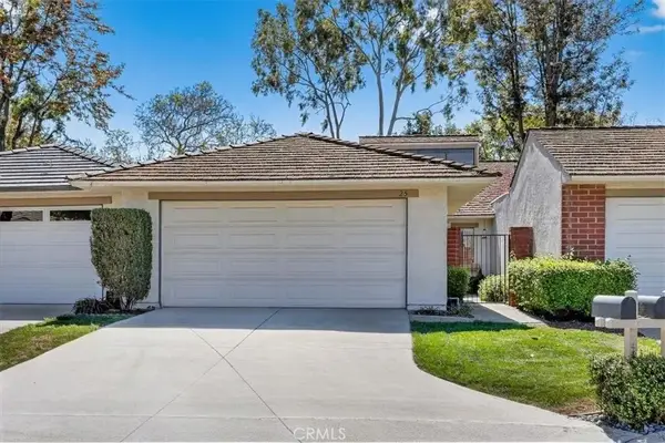 25 Dogwood South, Irvine, CA 92612