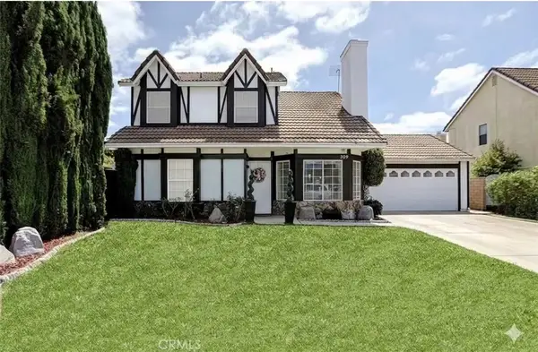 309 Burlington, Santa Ana, CA 92704