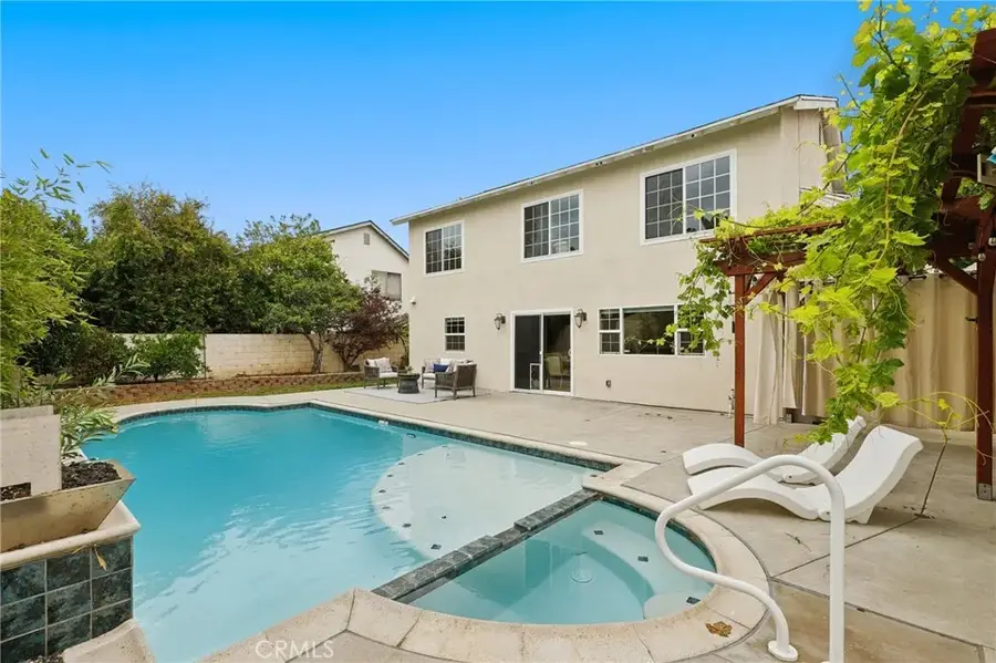 962 Begonia Avenue, Costa Mesa, CA 92626 - #2