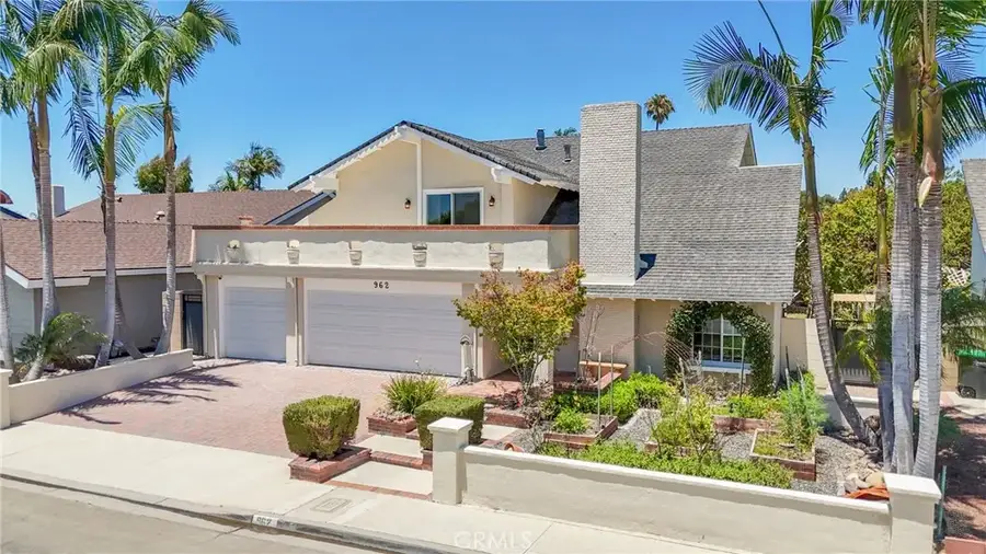 962 Begonia Avenue, Costa Mesa, CA 92626 - #3