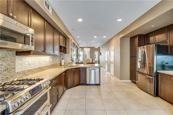 507 Rockefeller, Irvine, CA 92612