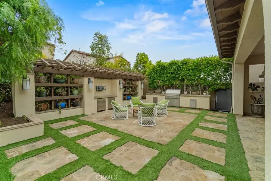 208 Radial, Irvine, CA 92618 - #3