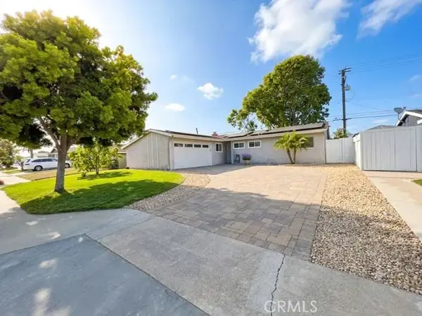 886 Joann Street, Costa Mesa, CA 92627
