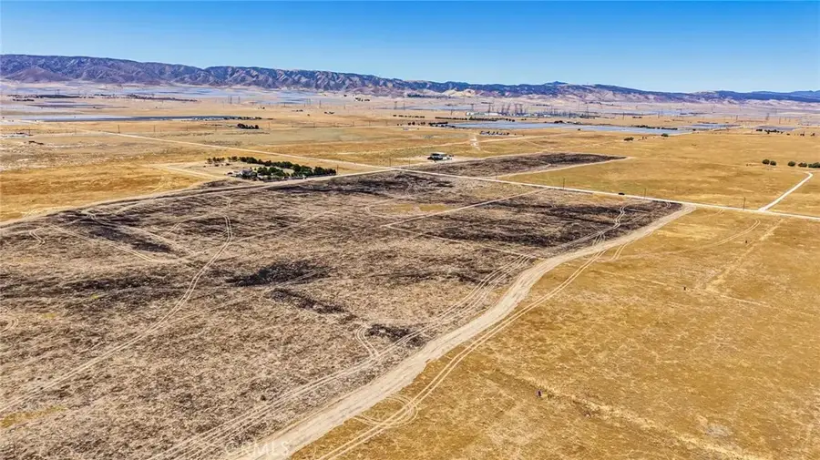 44800 80th West, Lancaster, CA 93536 - #2