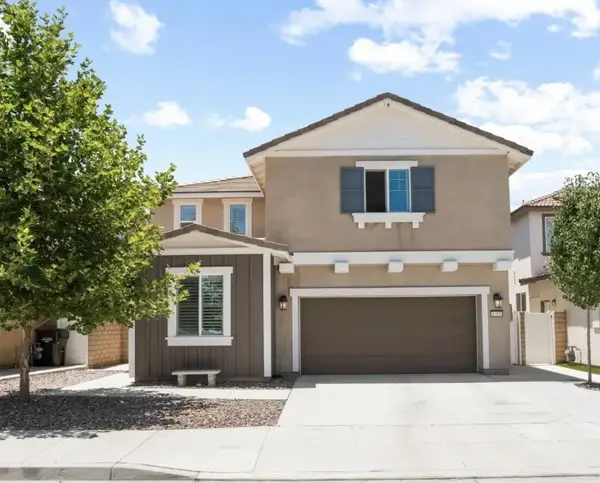 1705 Gold Medal Ln, Redlands, CA 92374