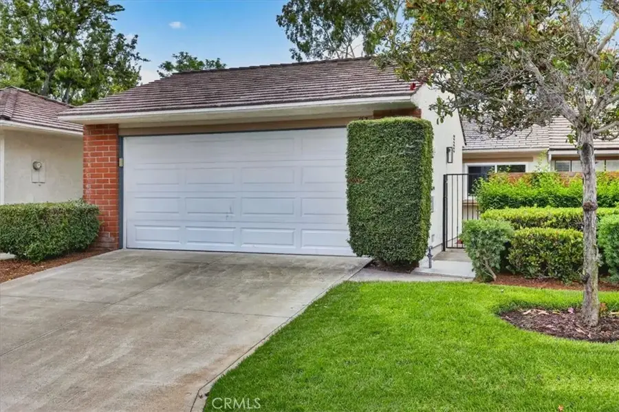 27 Dogwood South, Irvine, CA 92612 - #2