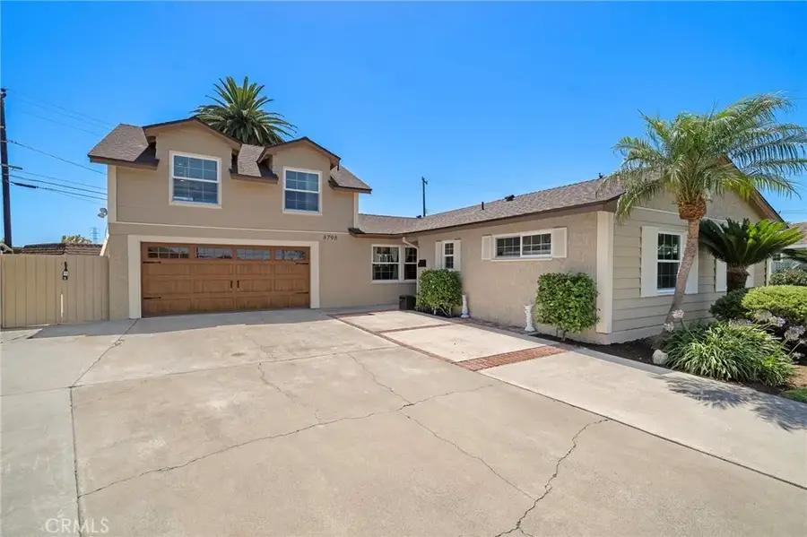 8798 La Casita Avenue, Fountain Valley, CA 92708 - #3