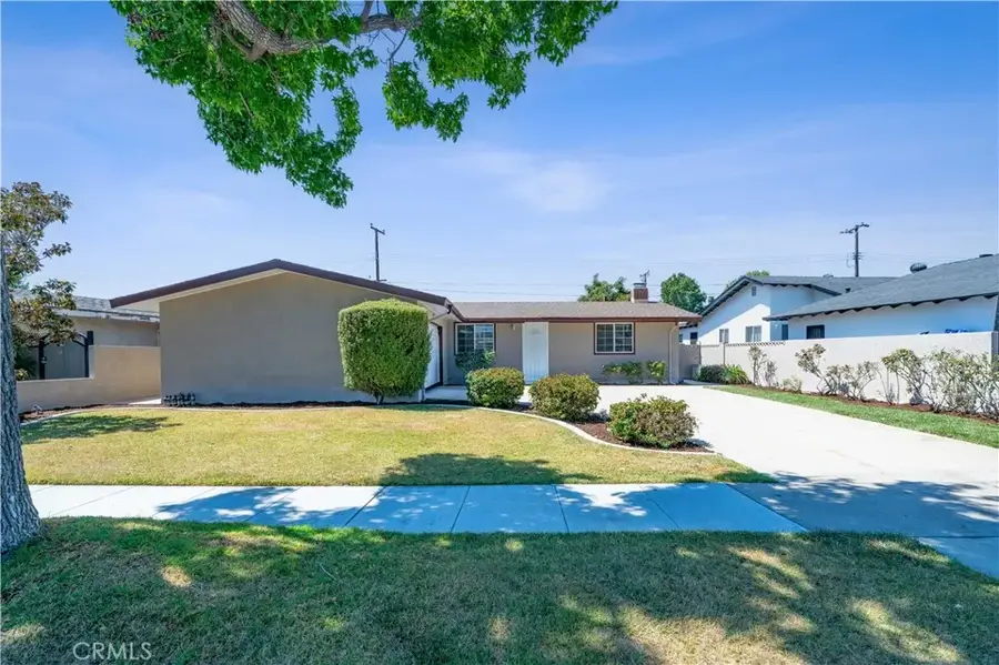 2003 W Willow Avenue, Orange, CA 92868 - #2