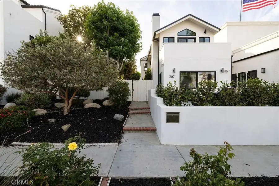 207 21st, Huntington Beach, CA 92648 - #2
