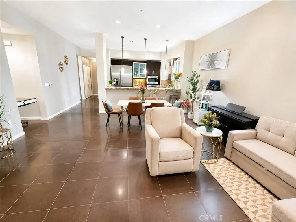 21 Gramercy #204, Irvine, CA 92612 - #1