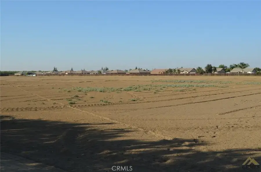 411 E Los Angeles, Shafter, CA 93263 - #3